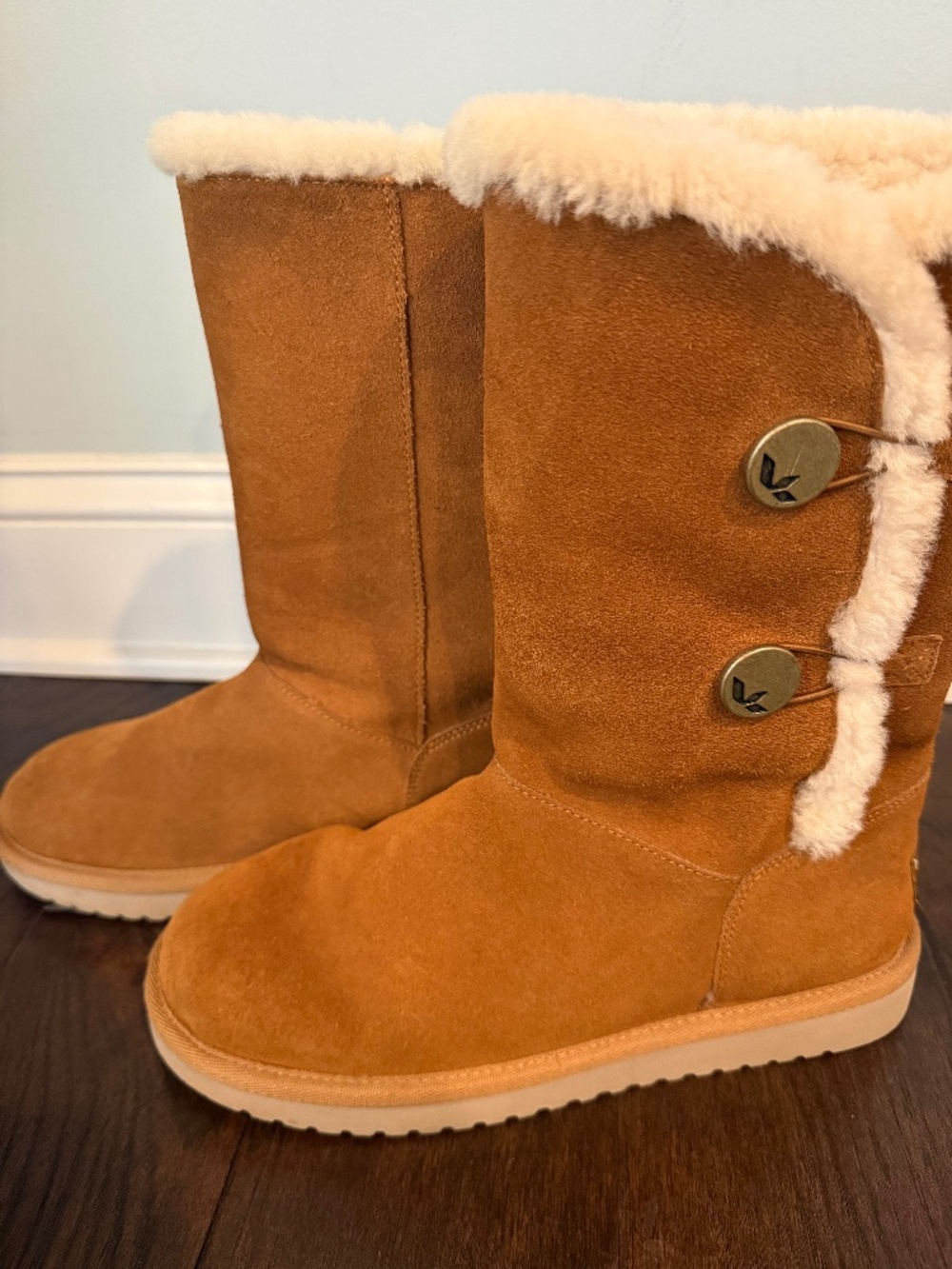 Koolaburra Ugs Brown Boots Size 9